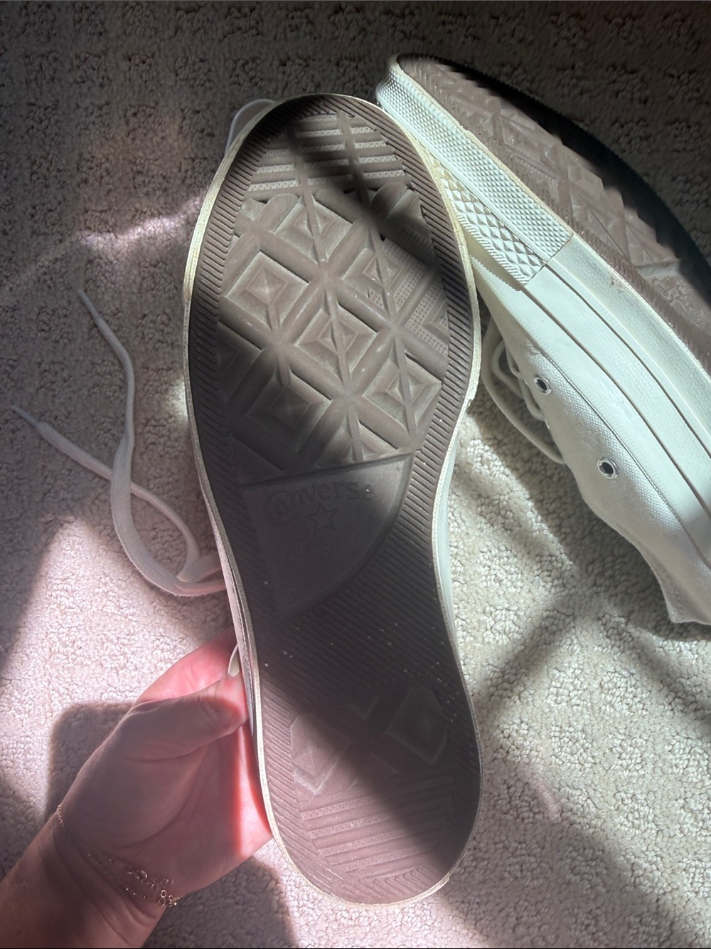 Converse PLAY Low Top Sneakers in Off-White with Comme des Garcons Red Heart - Picture 4 of 6